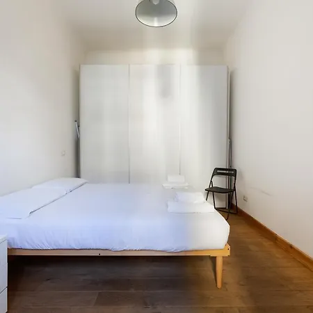 Comfy Apt - Calvairate District Appartamento