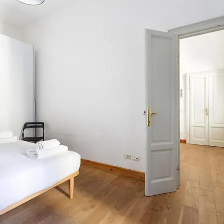 Comfy Apt - Calvairate District Milano