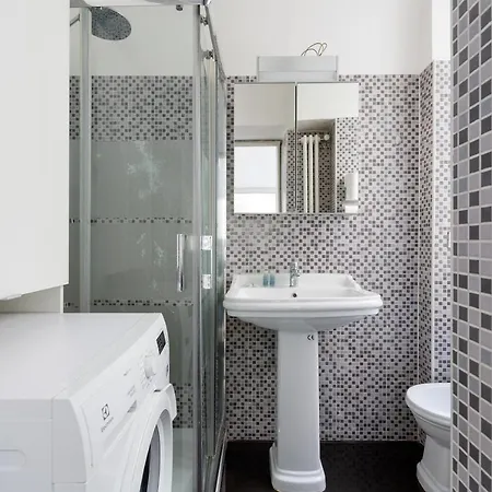 Comfy Apt - Calvairate District Milano